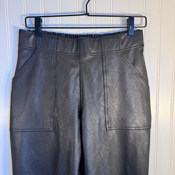 Spanx Faux Leather High Rise Pull-On Jogger Pants Black Womens Size M 29” Inseam - Picture 3 of 16